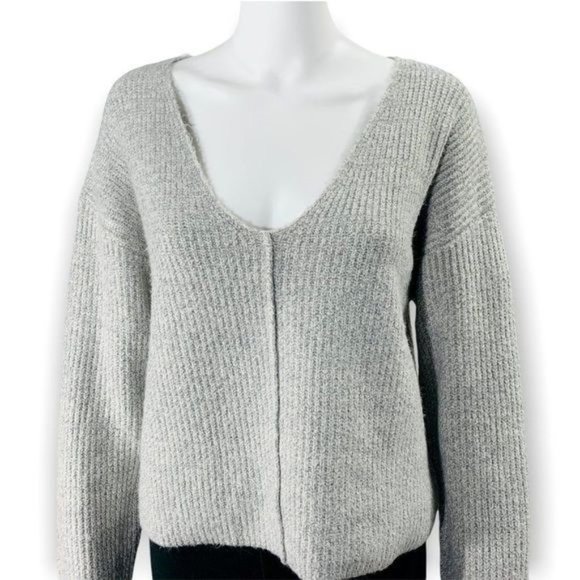 BP Nordstrom Weekend V Neck Sweater Large NWT - Picture 3 of 6